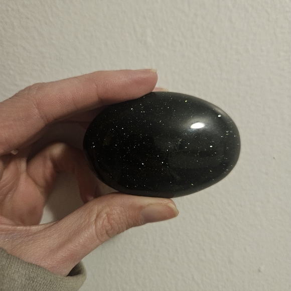 Natural Stone Palm - Picture 2 of 2